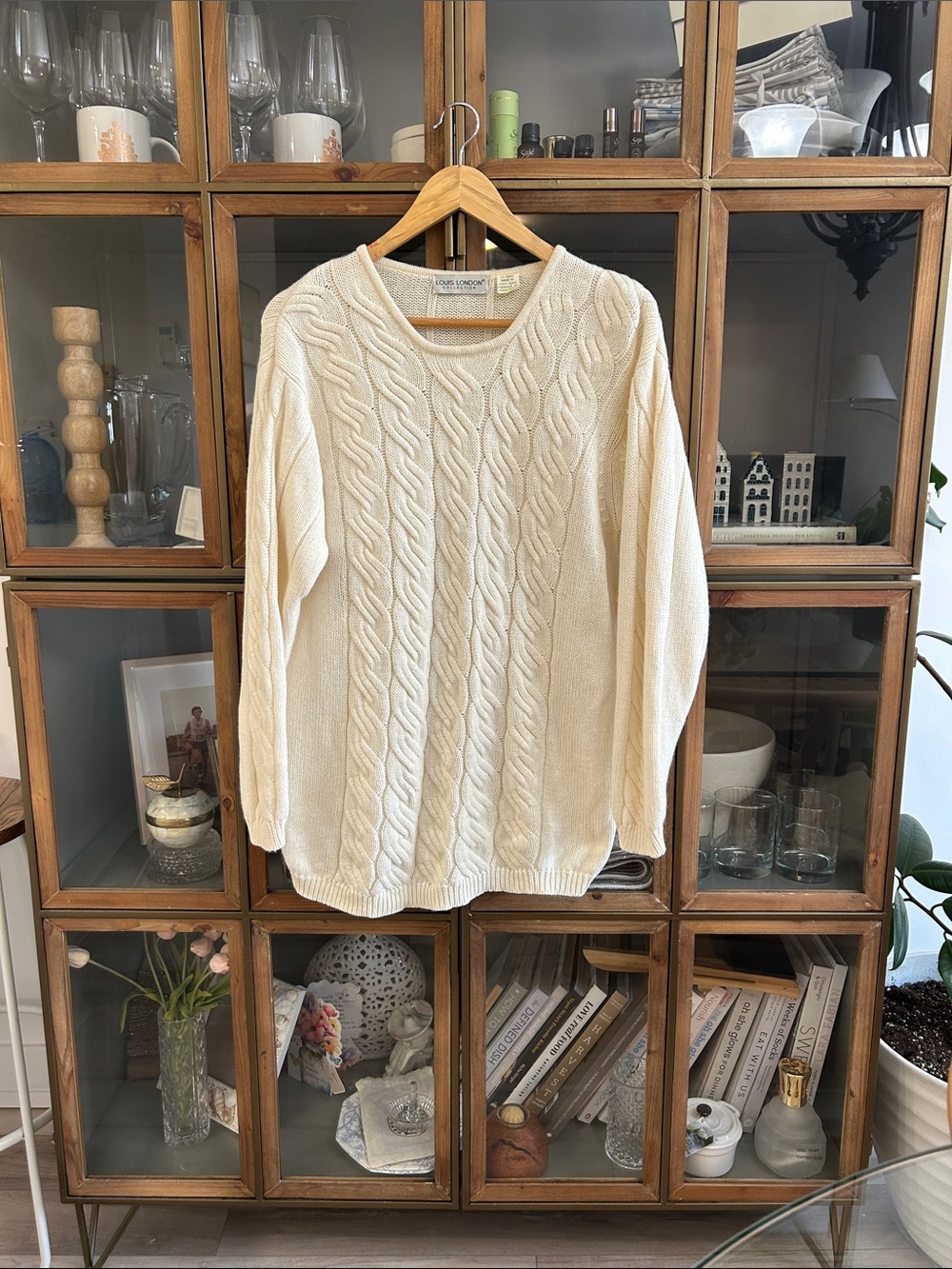 Vintage Louis London Wool Cream Cable-Knit Crewneck Sweater